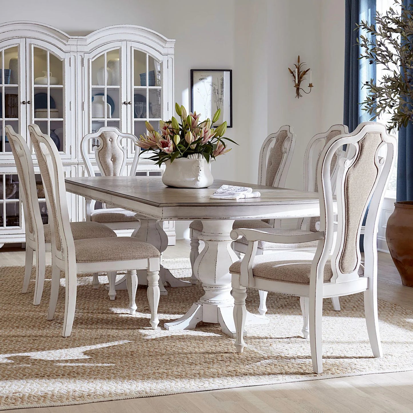 Magnolia Manor - Alternate 7 Piece Double Pedestal Table Set - White