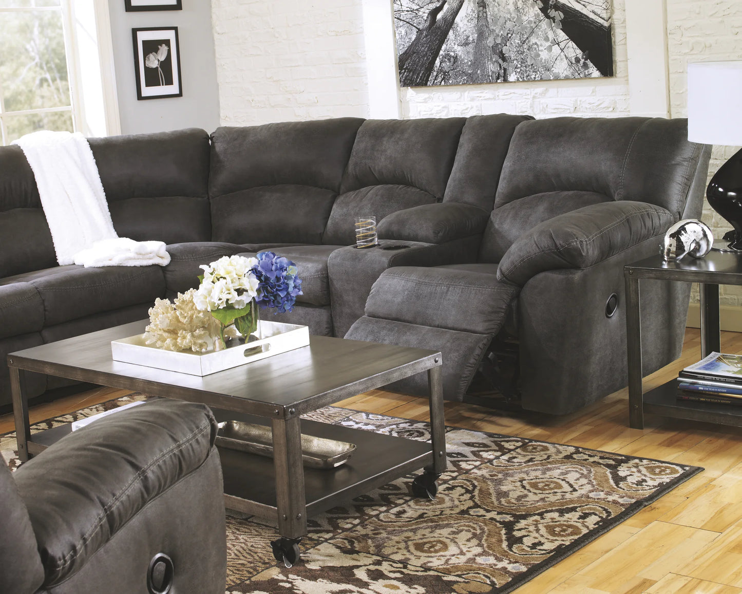 Tambo - Pewter - 3 Pc. - Right Arm Facing Loveseat with Console 2 Pc Sectional, Rocker Recliner