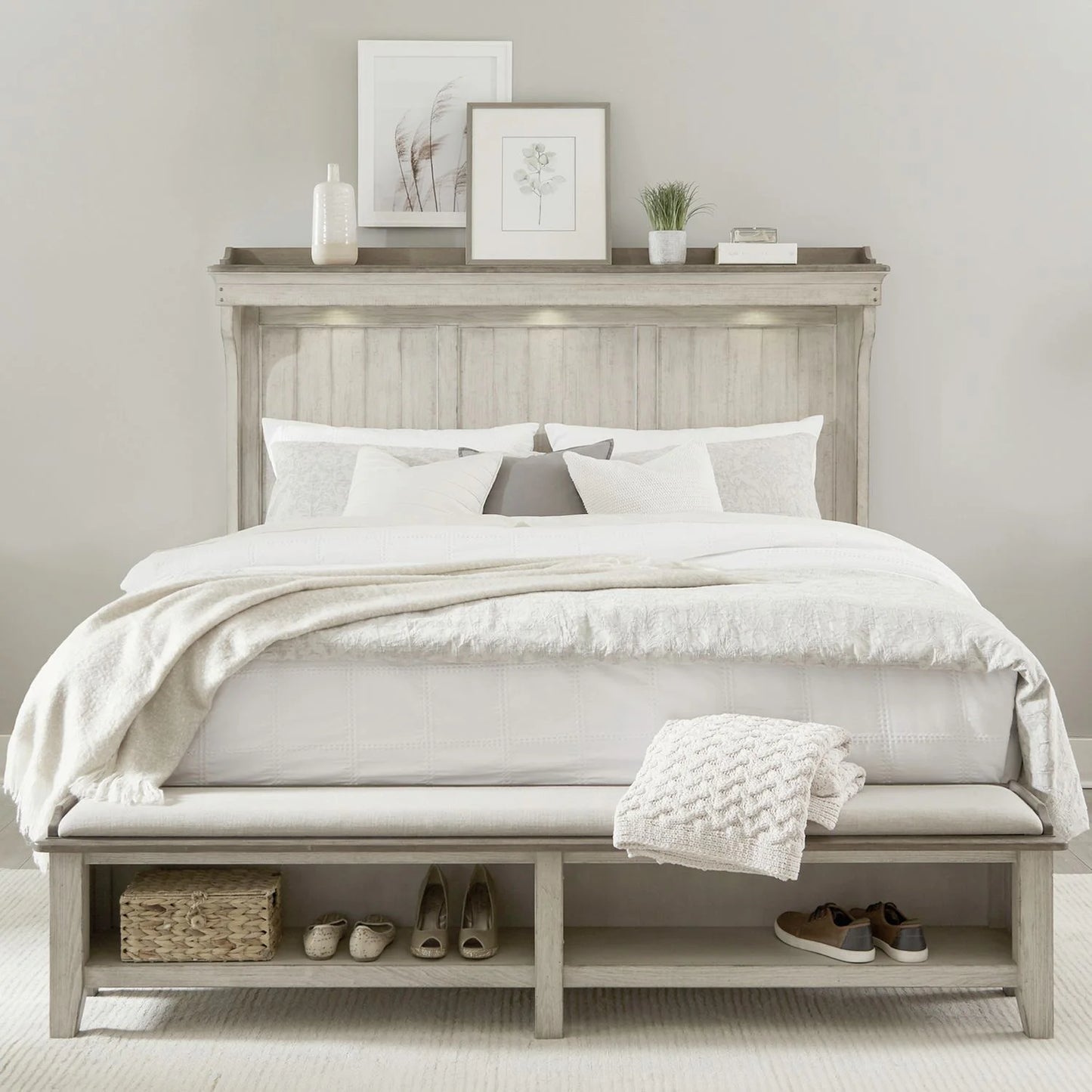 Ivy Hollow - California King Mantle Storage Bed - White