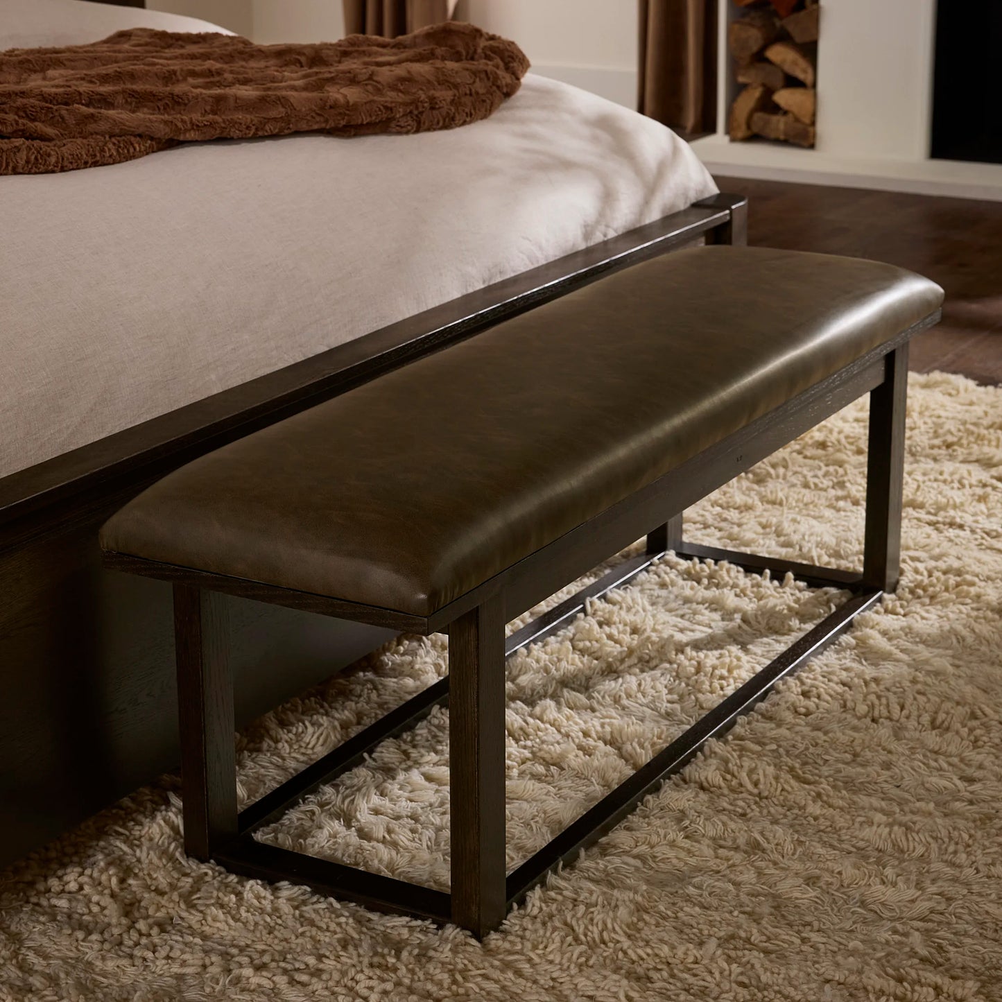 Lodge & Loft - Upholstered Bench - Dark Oak / Sedona Brown