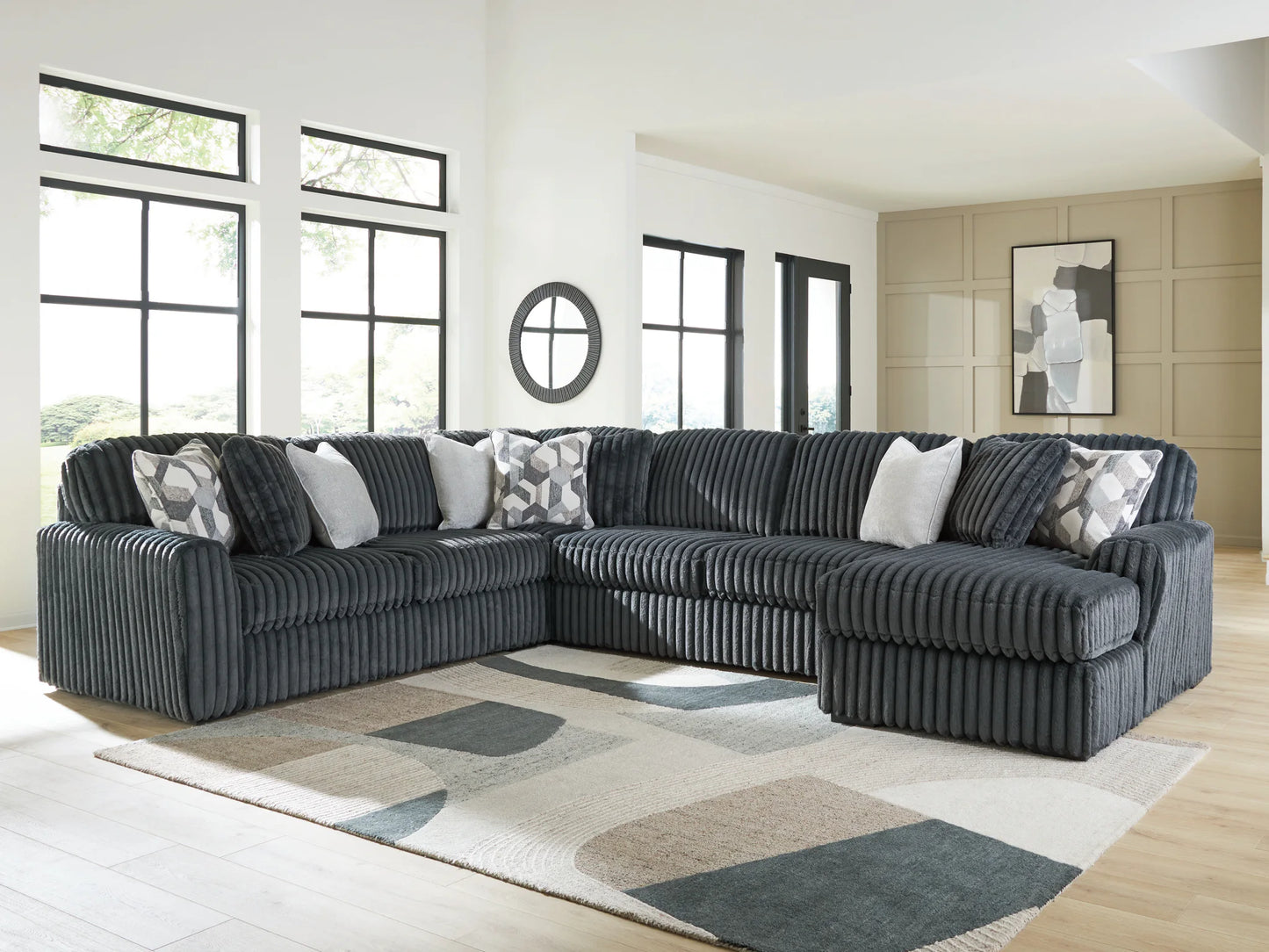Midnight-Madness - 4-Piece Sectional With RAF Corner Chaise - Gunmetal