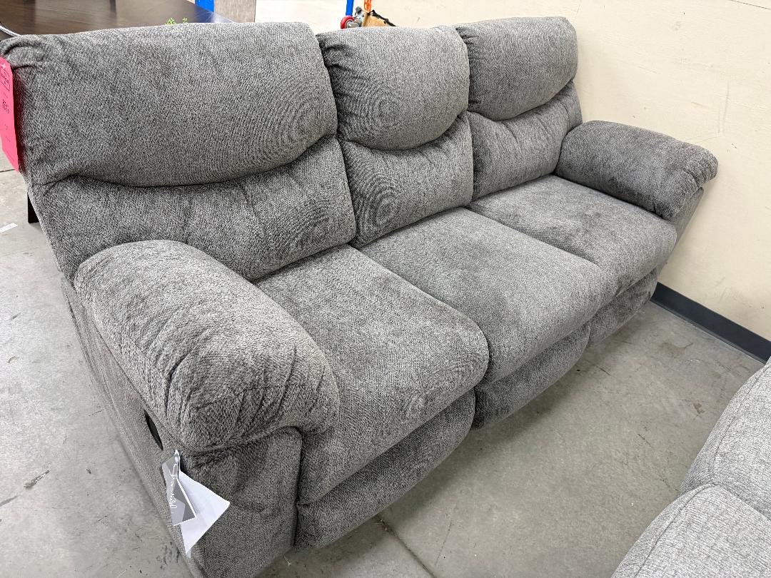 “Alphons" Reclining Sofa