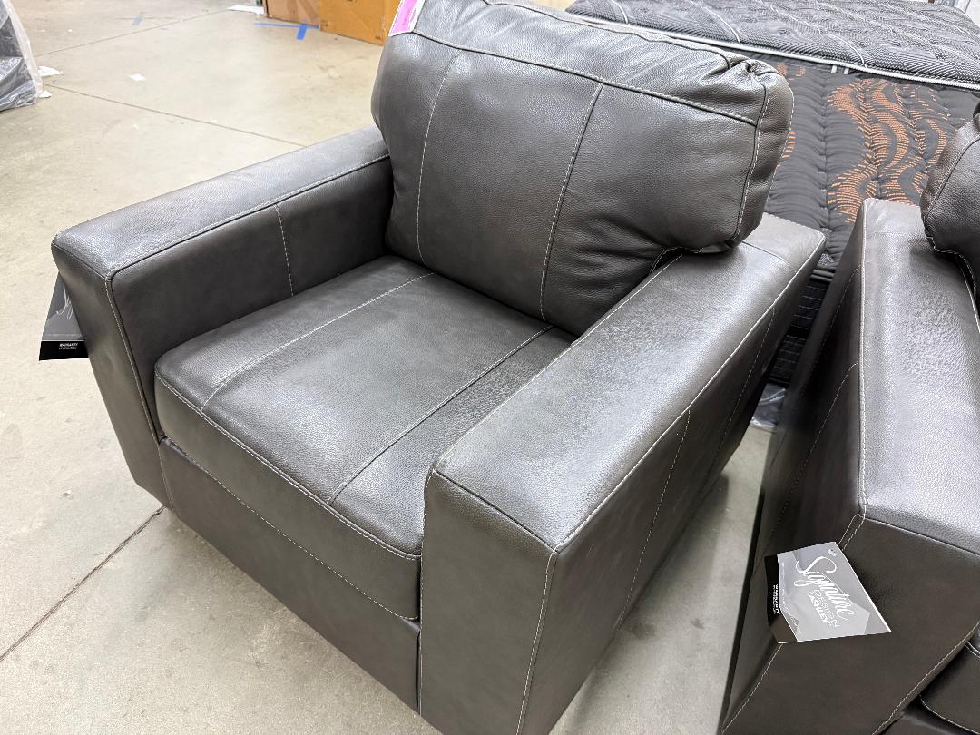 Ashley "Morelos" Leather Chair