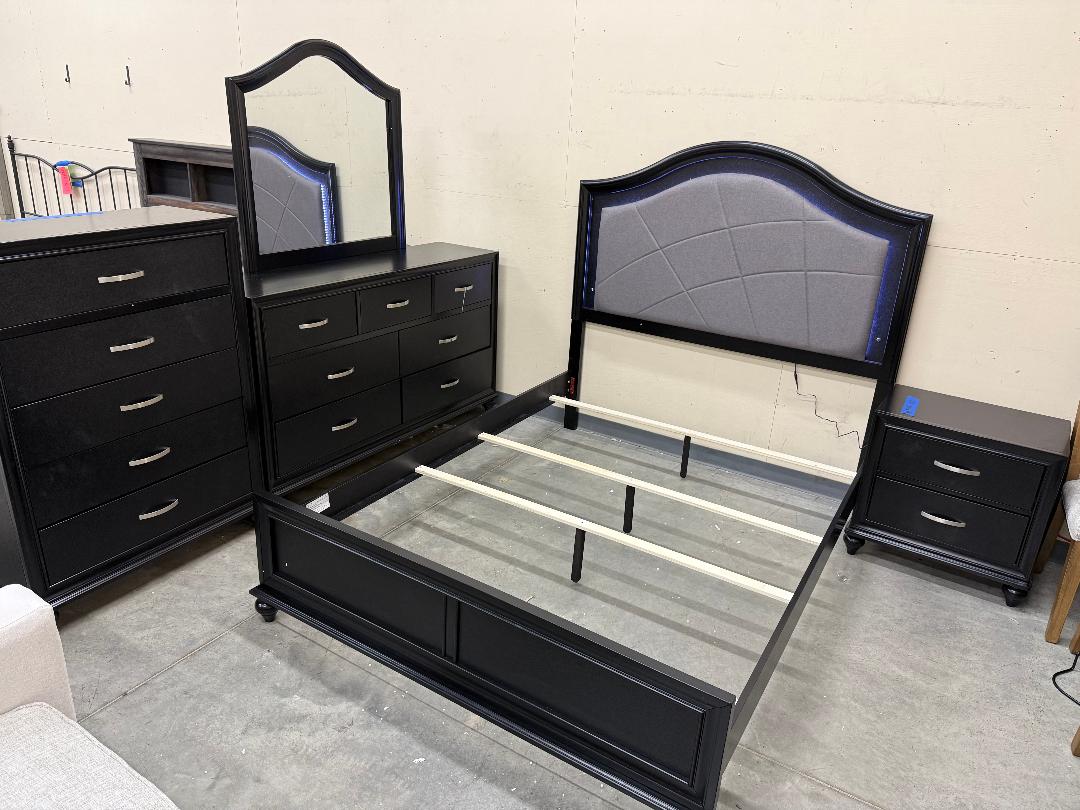 Dresser/Mirror/Chest/Queen Bed/Nightstand(20 to sell)