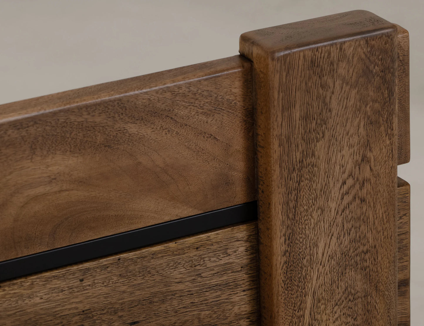 Merida - Queen Bed - Barrel Brown