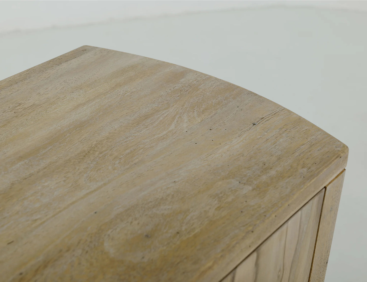 White Balam - Console - Ivory White