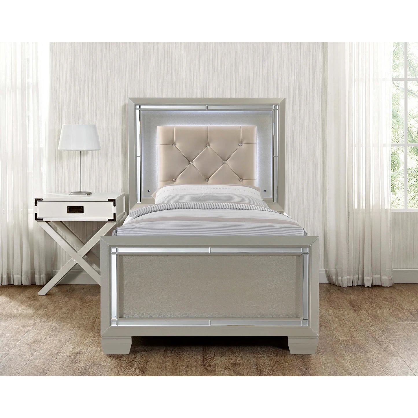 Platinum - Youth Twin Platform Bed - Сhampagne
