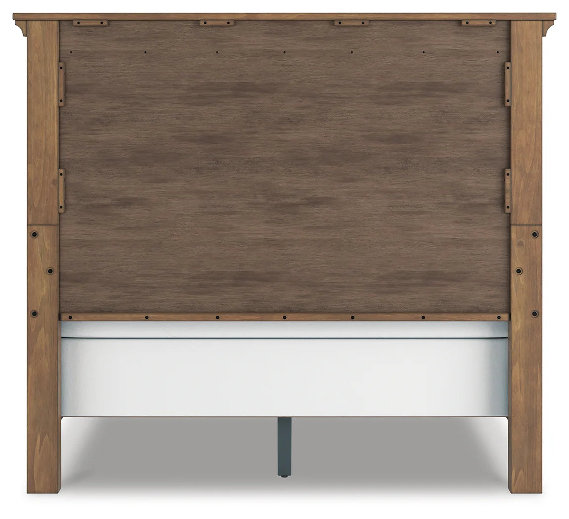 Feddinger - Medium Brown - Queen Panel Bed