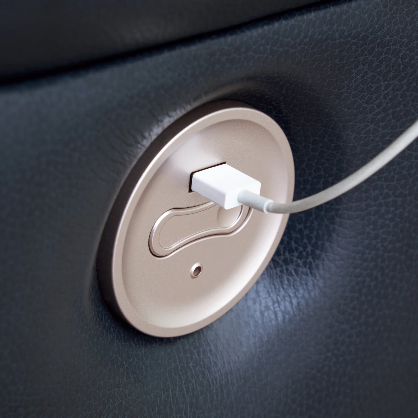 Leesworth - Ocean - Power Reclining Loveseat