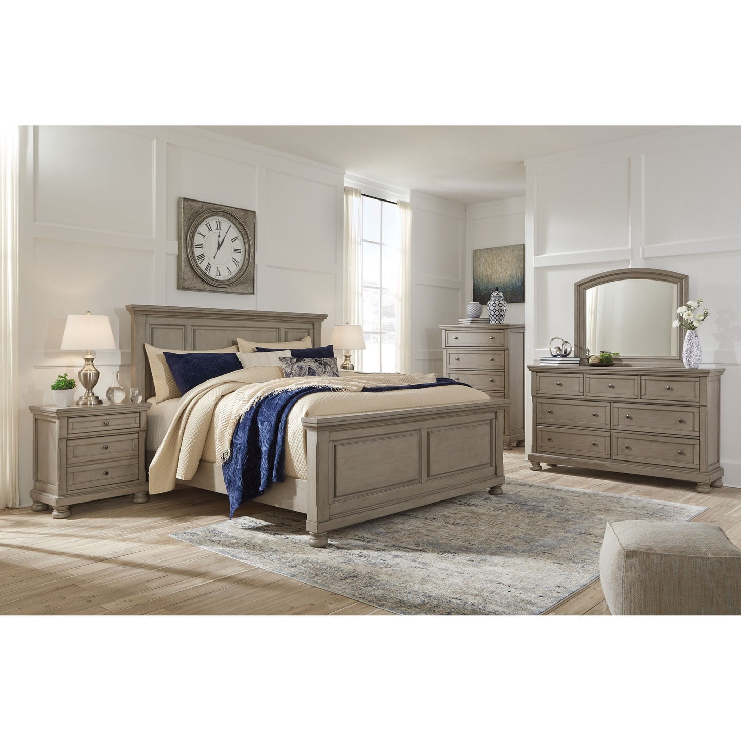 Lettner - Light Gray - King Panel Bed