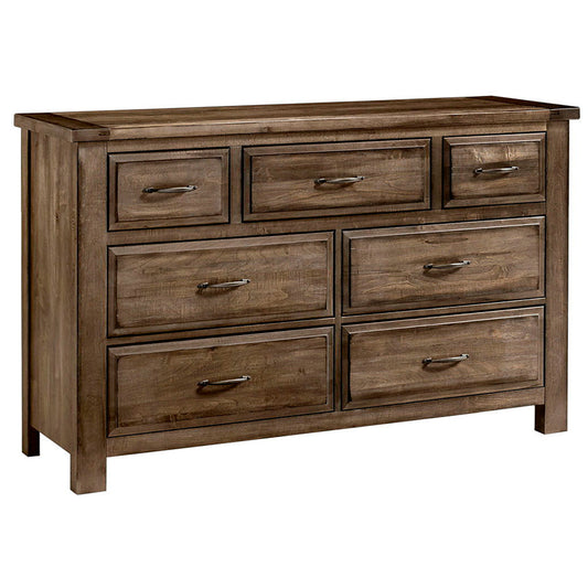 Maple Road - 7-Drawers Triple Dresser - Maple Syrup