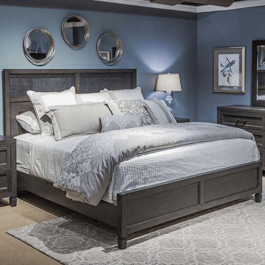 Caruso Heights - Queen Panel Bed - Aged Whiskey