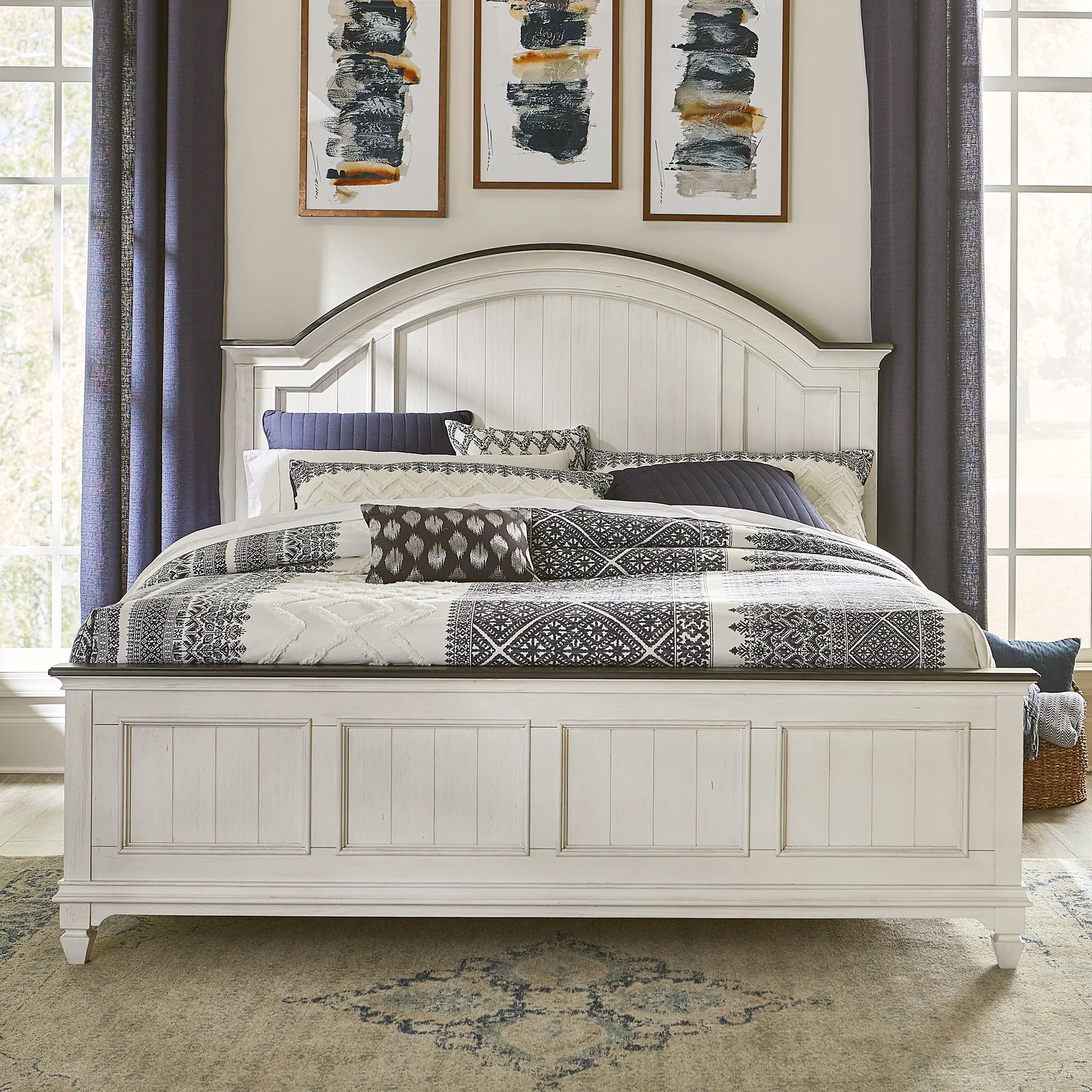 Allyson Park - King Arched Panel Bed - White