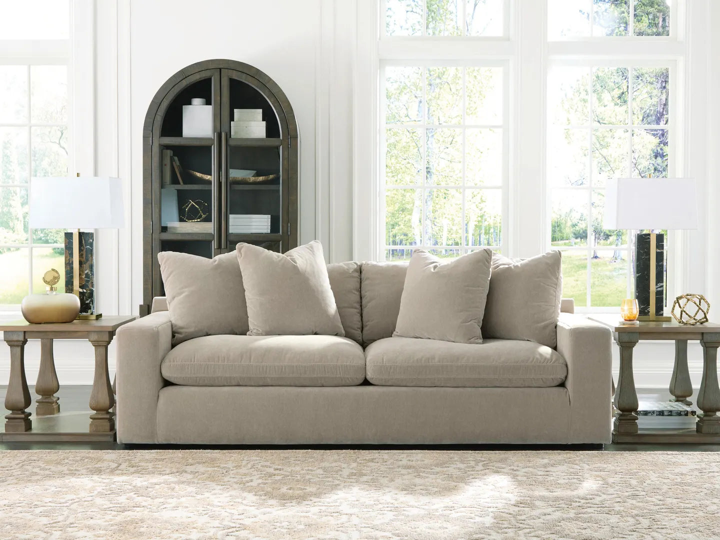 Maxton Heights - Sofa - Pebble