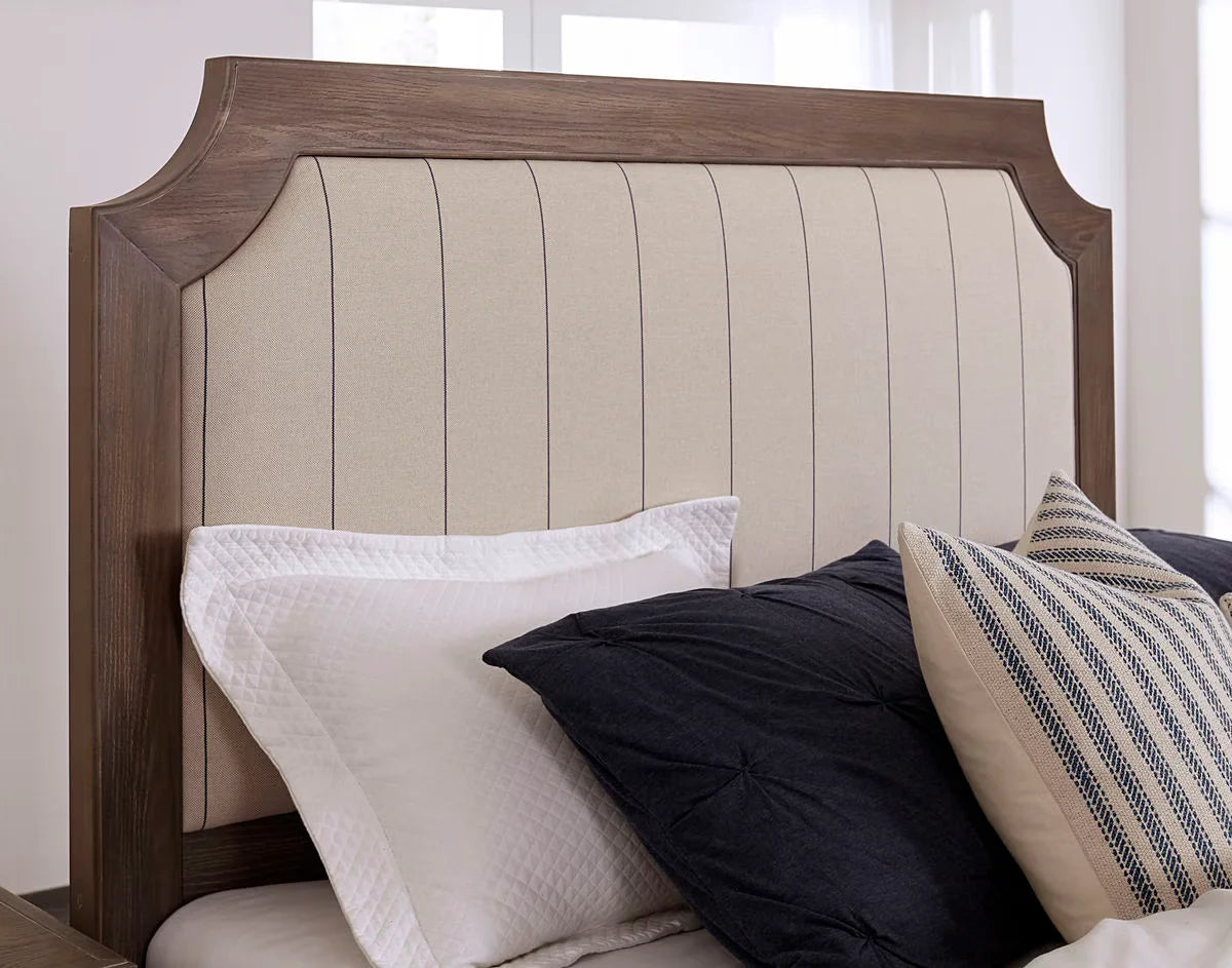 Bungalow - Queen Upholstered Bed - Folkstone
