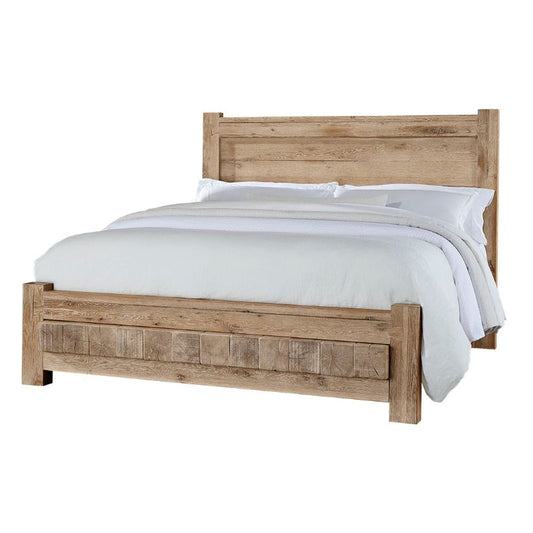 Dovetail - Queen Poster Bed With 6 X 6 Footboard - Sun Bleached White