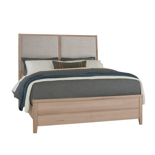 Woodbridge - California King Upholstered Bed With Gray Fabric - Clear Maple