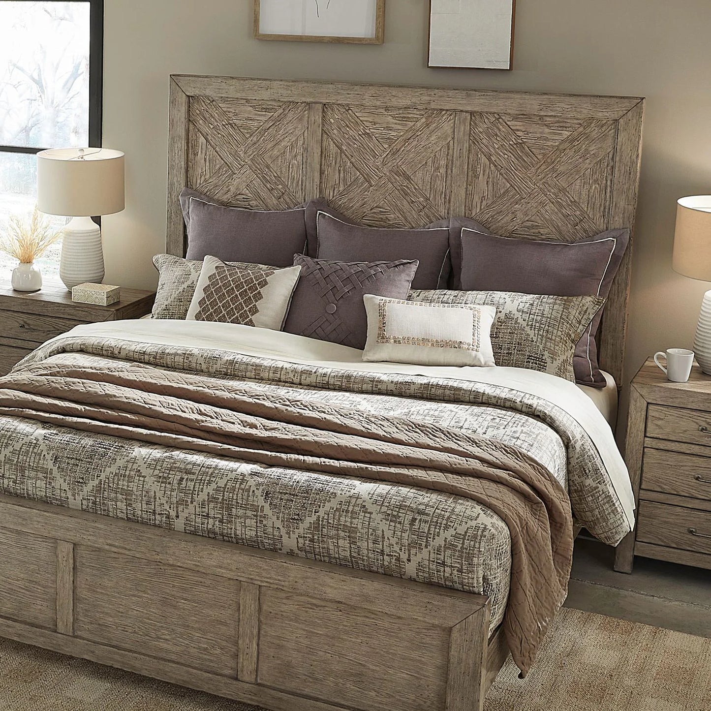 Skyview Lodge - King Panel Bed - Cobblestone