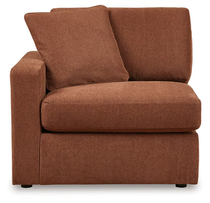 Modmax - Spice - 5-Piece Sectional With Audio System And With Storage Console