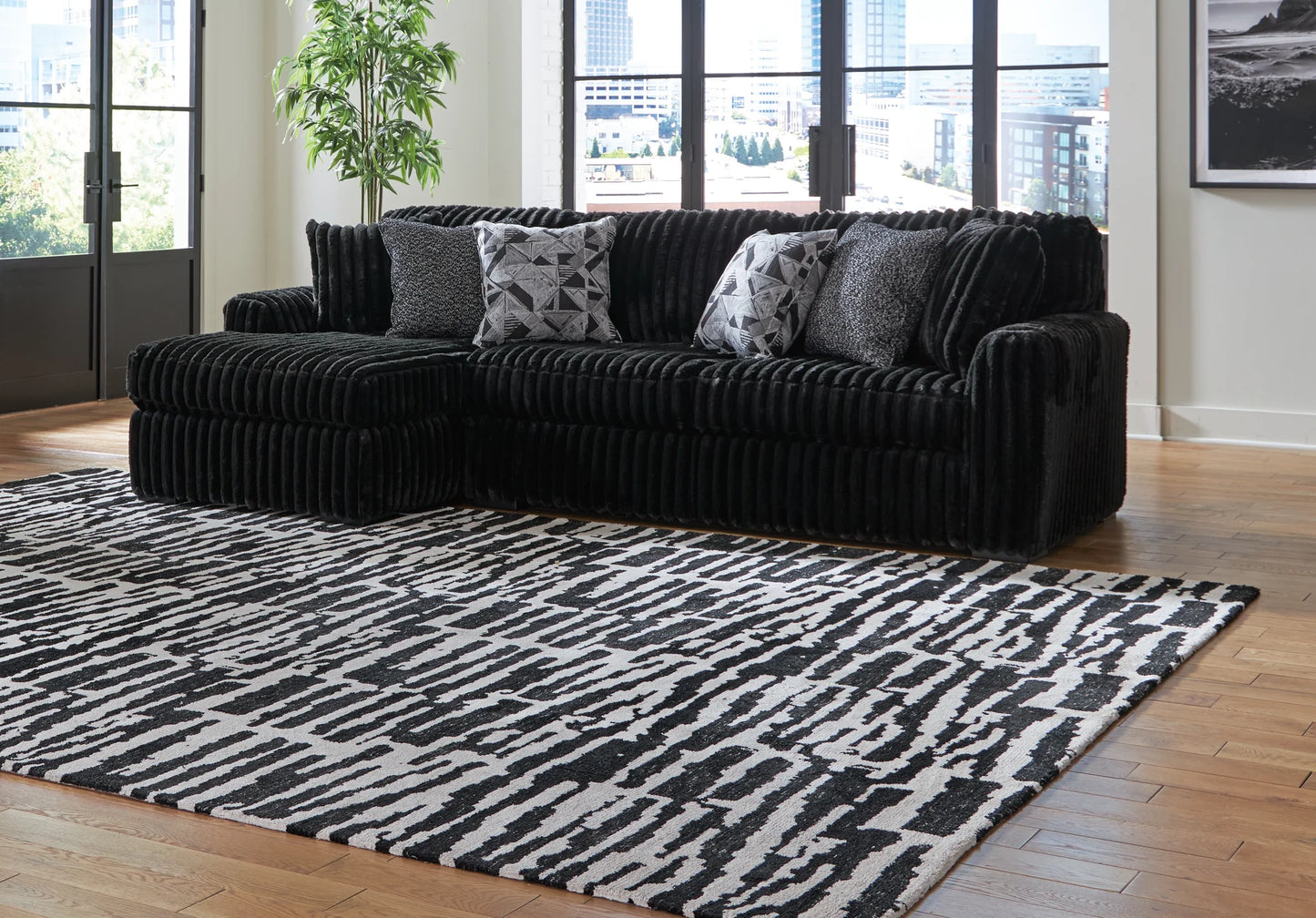 Midnight-madness - Onyx - 2-Piece Sectional Sofa With Laf Corner Chaise