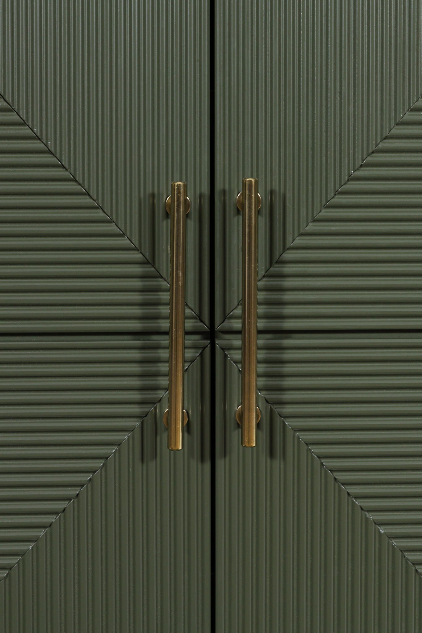 Geirwood - Dark Green - Accent Cabinet