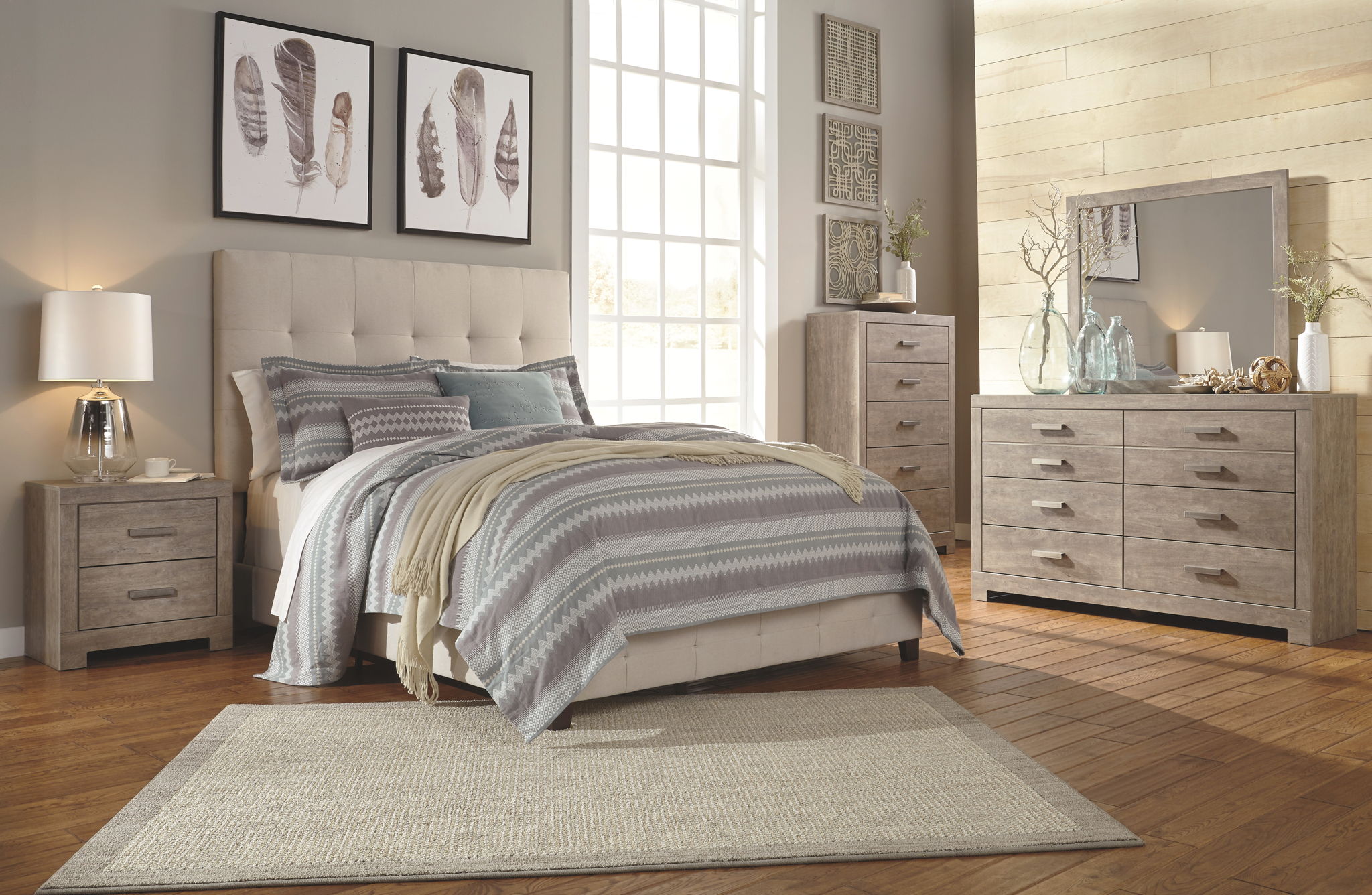 Dolante Beige Queen Upholstered Bed Furniture Warehouse Ohio