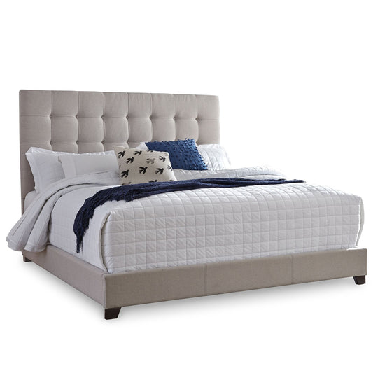 Dolante - Beige - King Upholstered Bed