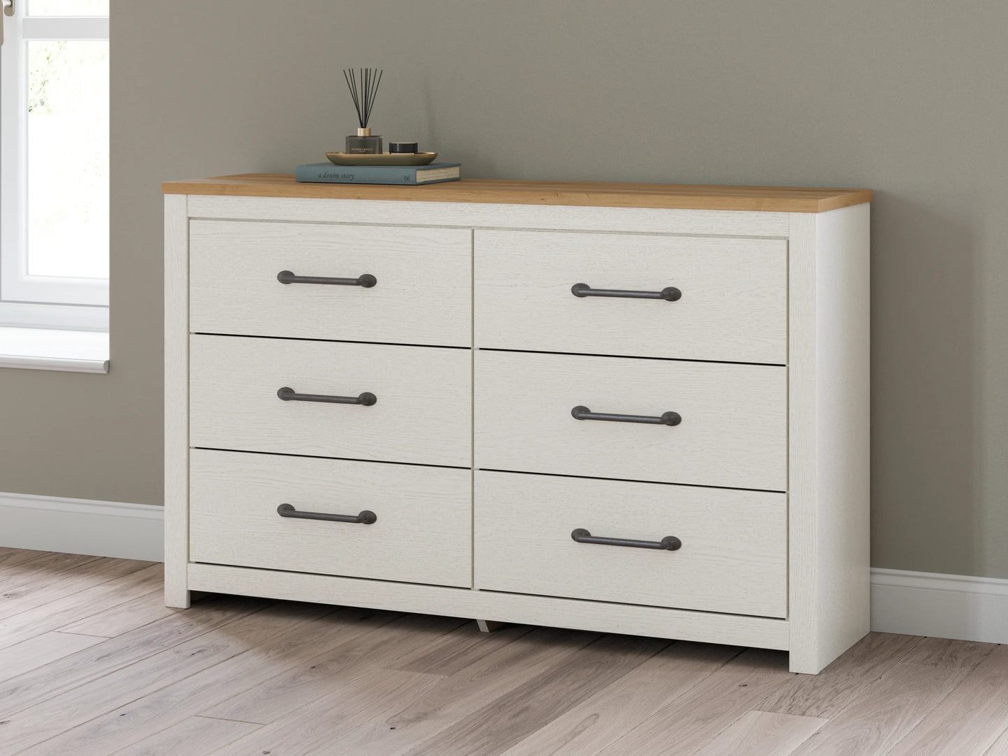 Linnocreek - White / Warm Brown - Six Drawer Dresser 1