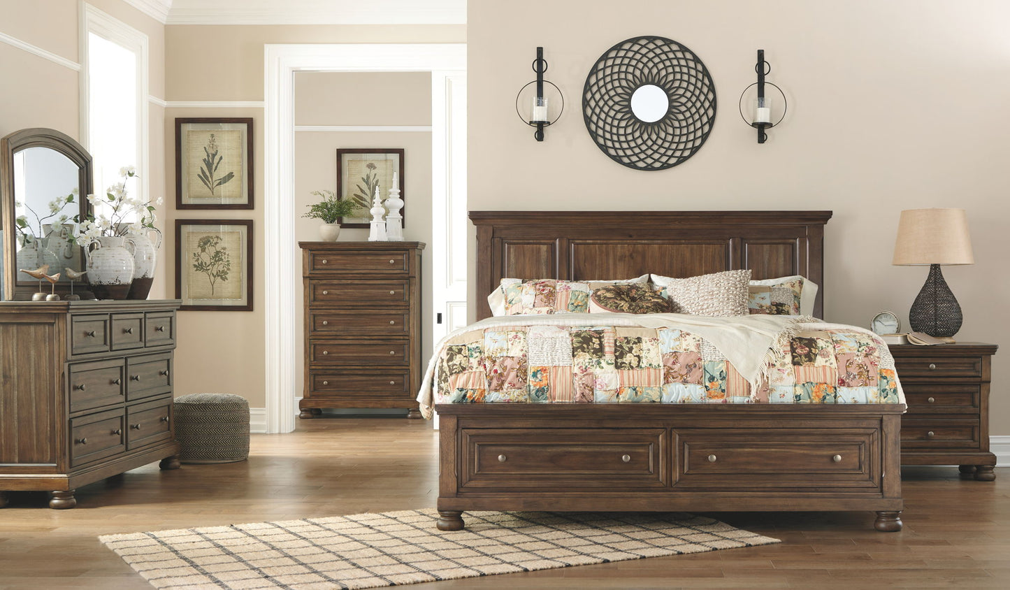 Flynnter - Medium Brown - Queen Panel Bed With 2 Storage Drawers