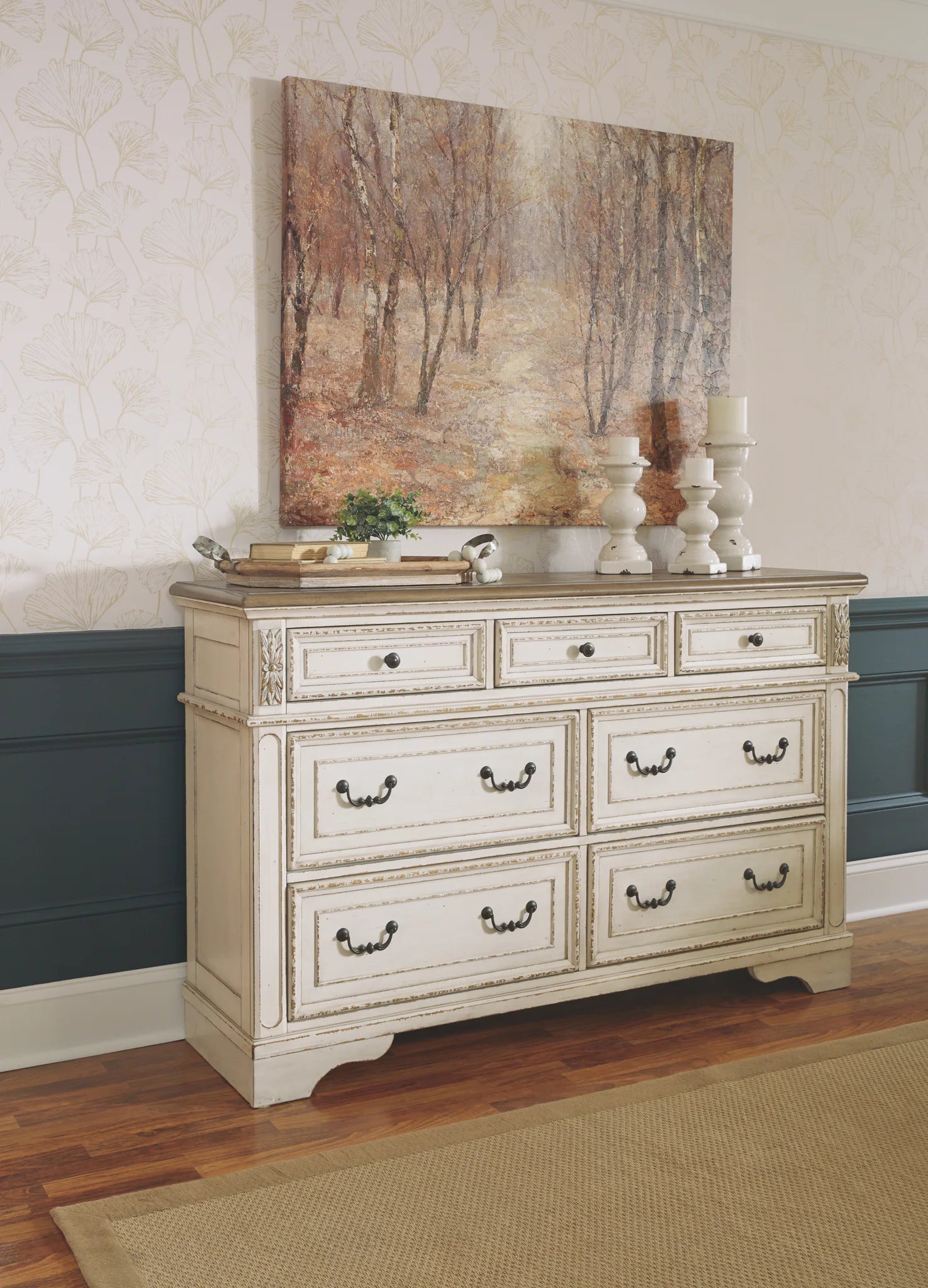 Realyn - White / Brown / Beige - Dresser Realyn - White / Brown / Beige - Dresser