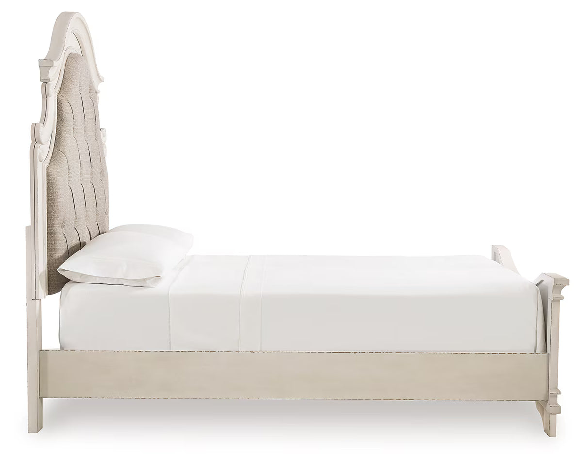 Realyn - Queen Upholstered Panel Bed - Chipped White