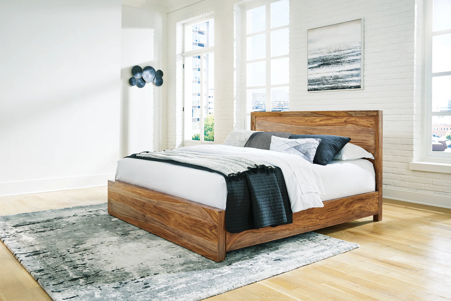 Dressonni - Brown - Queen Panel Bed
