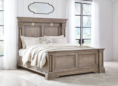 Blairhurst - Light Grayish Brown - Queen Panel Bed