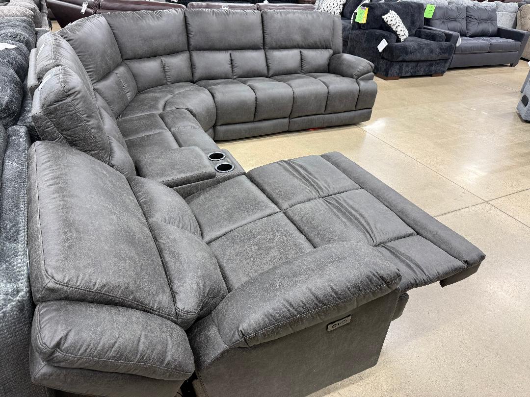 Cheers Reclining Sectional