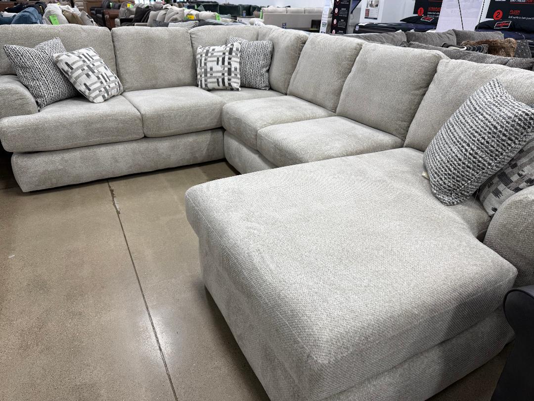 “Darcy” Sectional