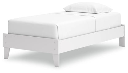 Hallityn - White - Twin Platform Bed