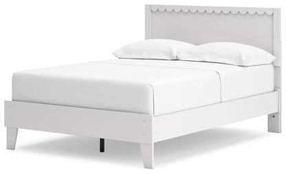 Hallityn - White - Full Panel Platform Bed