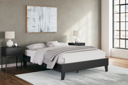 Socalle - Black - Queen Platform Bed