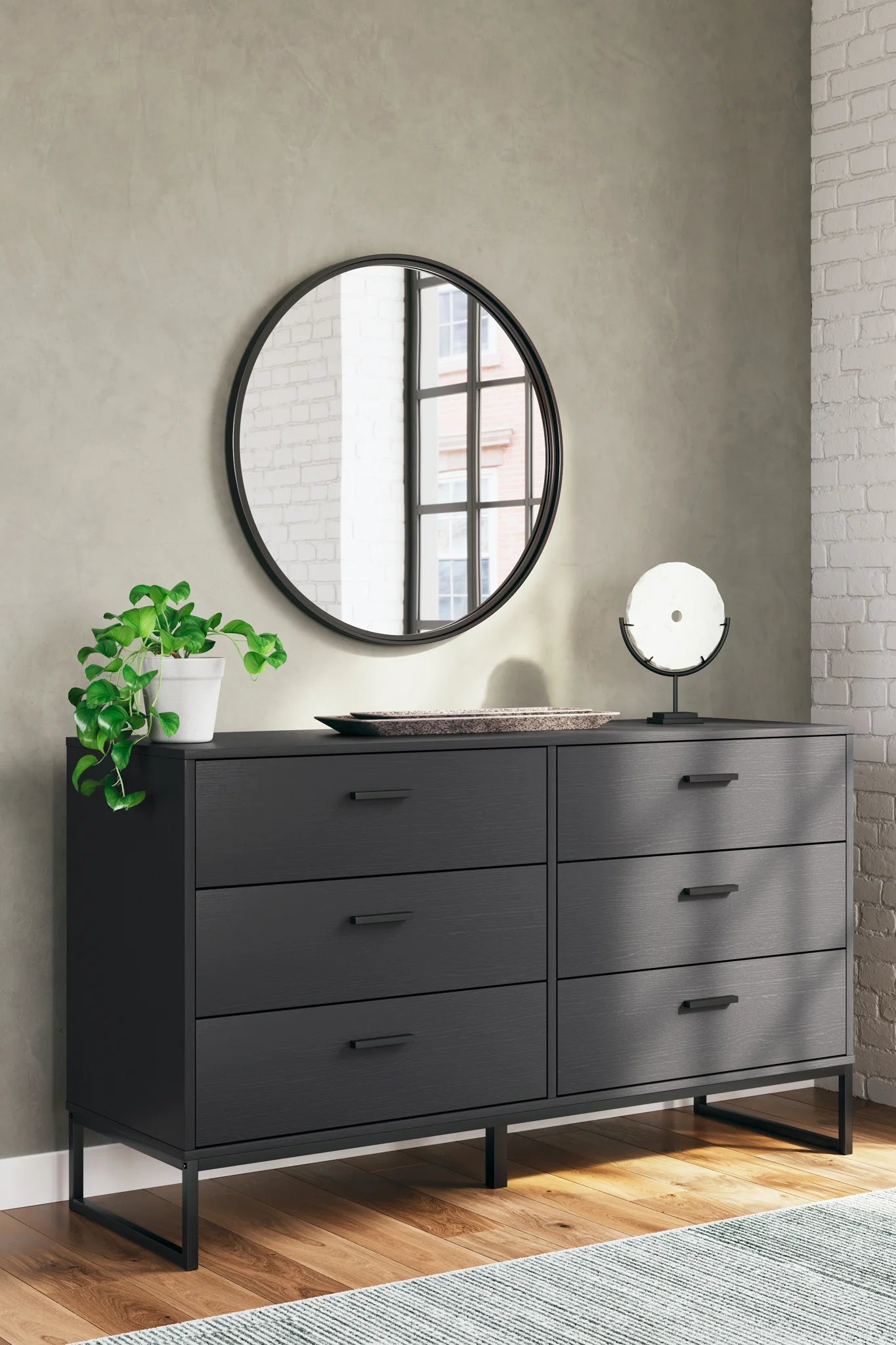 Socalle - Black - Six Drawer Dresser