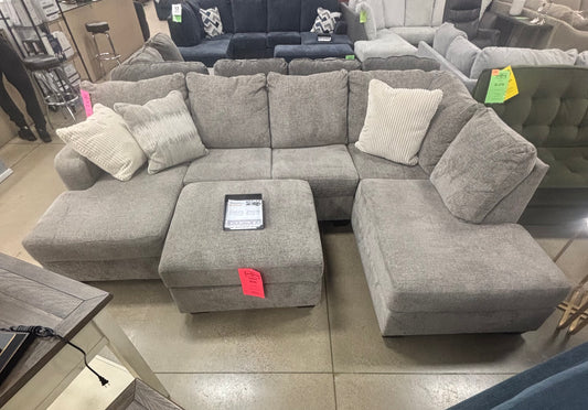 Ashley "Cresswell" Sectional