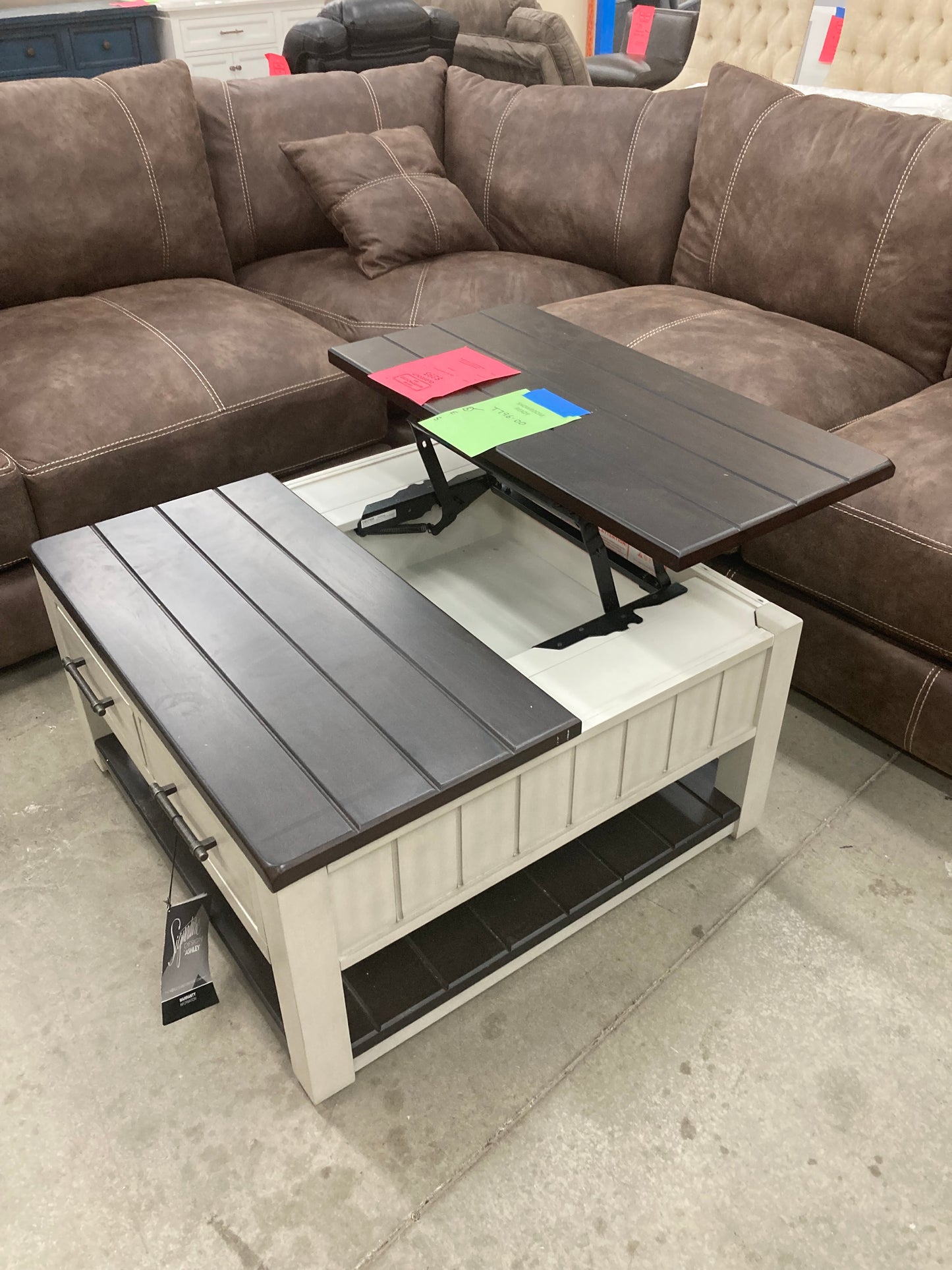 Lift Top Cocktail Table