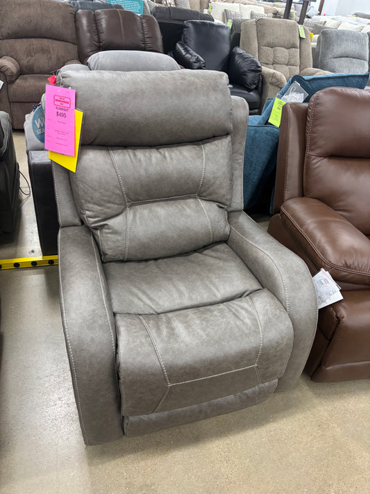 Power Recliner W/ Adj. Headrests