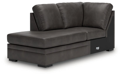 Lofton-Pike - Shadow - 2-Piece Sectional With LAF Corner Chaise