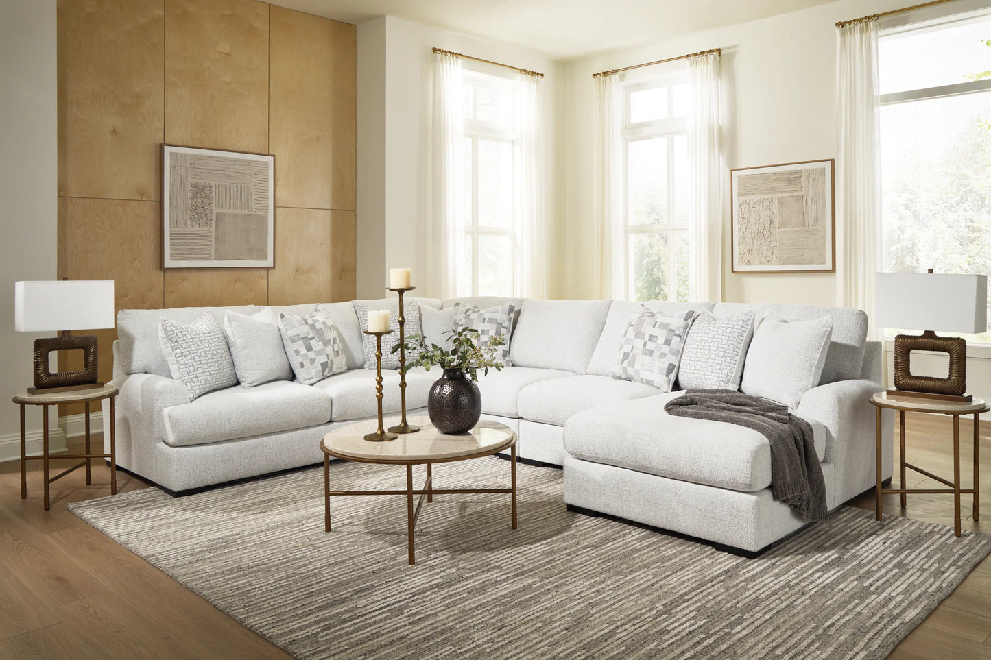 Misty-Lakes - 5-Piece Sectional With RAF Corner Chaise - Chalk
