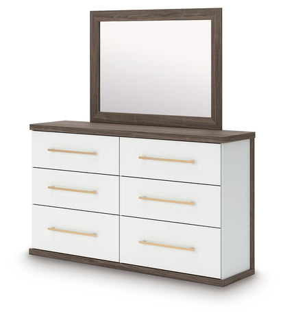 Kendanport - Brown - Dresser And Mirror
