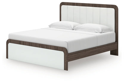 Kendanport - King Upholstered Bed - White / Brown