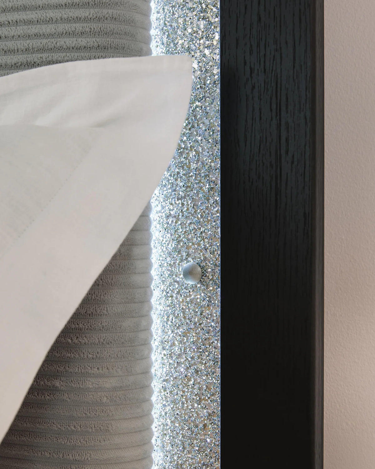 Maeling - Queen Upholstered Panel Bed - Black