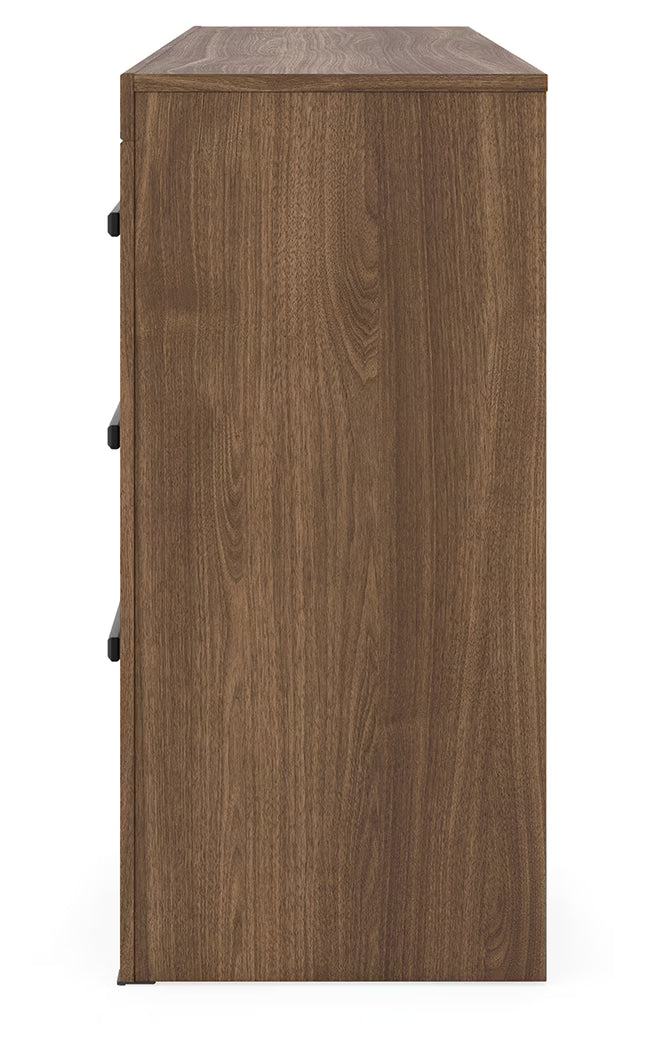 Broachmyn - Six Drawer Dresser - Auburn