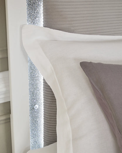 Maeling - King Upholstered Panel Bed - White