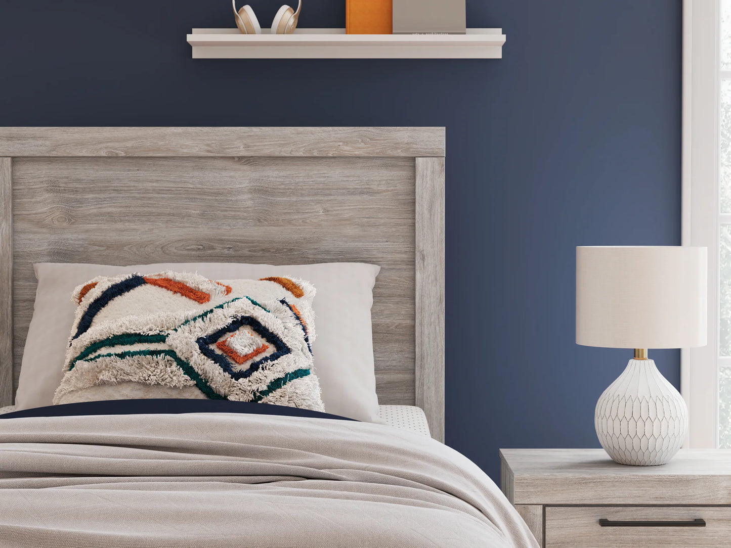 Broachmyn - Twin Panel Bed - Gray